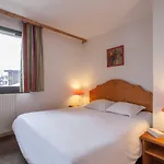 Апарт-готель Pierre & La Riviere 3*