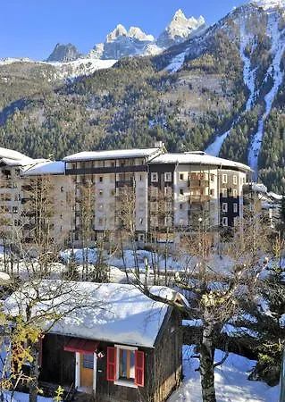 Pierre & La Riviere Chamonix