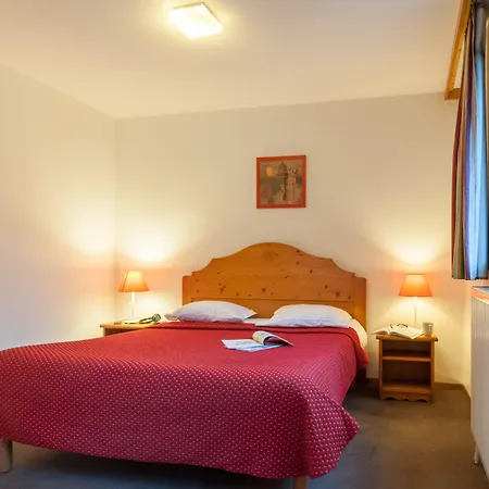 Pierre & La Riviere Aparthotel 3*