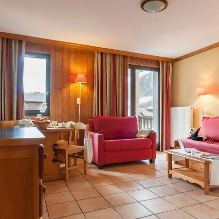 Pierre & La Riviere Апарт-готель 3*