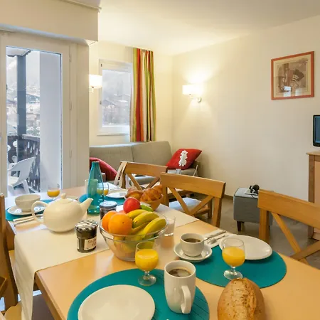 Résidence Pierre&vacances La Rivière Apartahotel