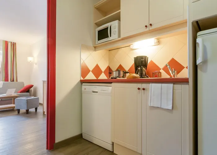 Ξενοδοχείο με διαμερίσματα Pierre & La Riviere