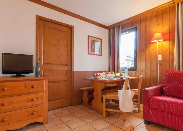 Aparthotel Pierre & La Riviere 3*