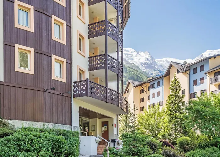 Ξενοδοχείο με διαμερίσματα Pierre & La Riviere 3*