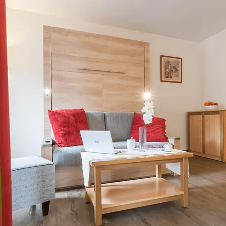 Pierre & La Riviere Lejlighedshotel 3*