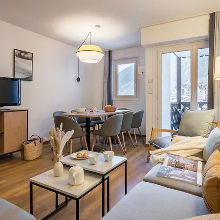 Ξενοδοχείο με διαμερίσματα Pierre & La Riviere 3*