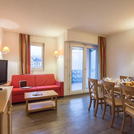 Pierre & La Riviere 3*